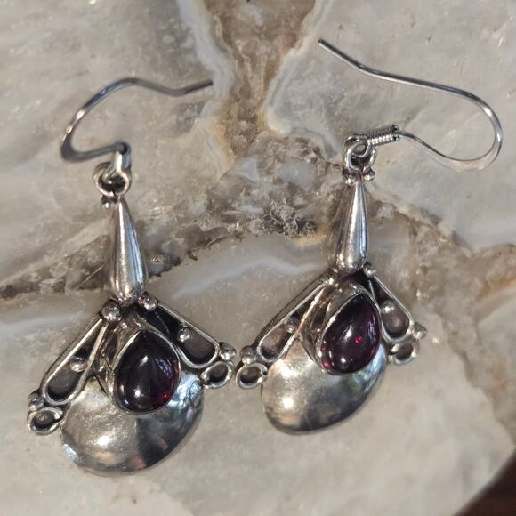 Vintage Sterling Silver Garnet Drop Dangle Earrings - Picture 6 of 12